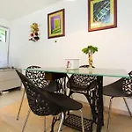 アパート In Mit Terrasse Und Grill By Interhome